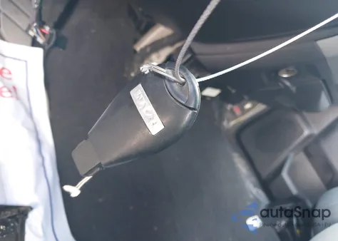 2019 Ram 1500 Classic Tradesman 4X2 6'4 Box из США, поврежденный, VIN 1C6RR6FT1KS712775